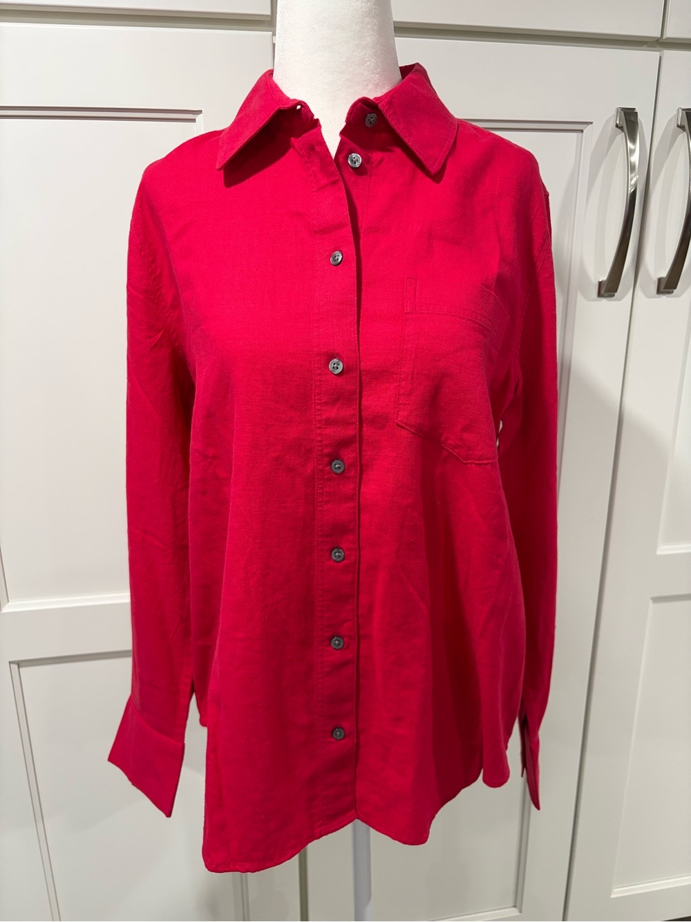 Banana Republic Women's Button-Down Shirt in Crimson True Red